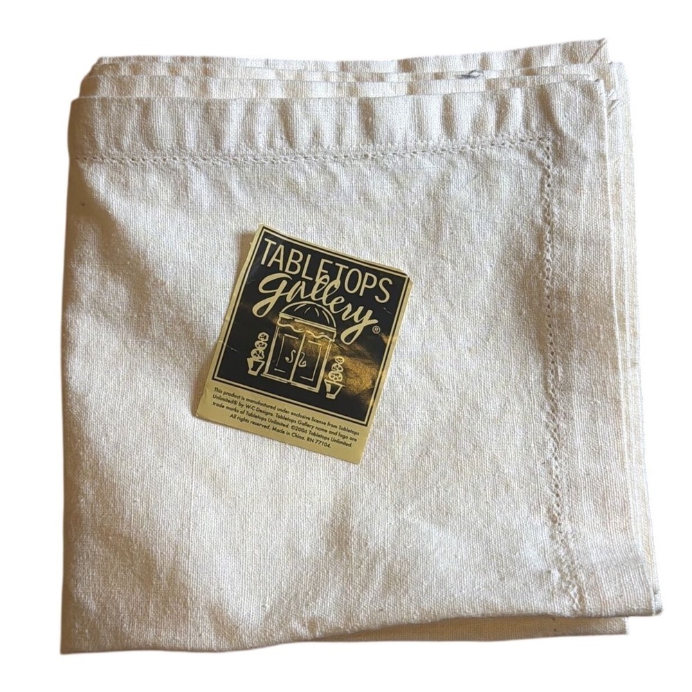 Tabletops Gallery Cream Hemstitch Cloth Napkins Set of 3 NWT Farmhouse Boho